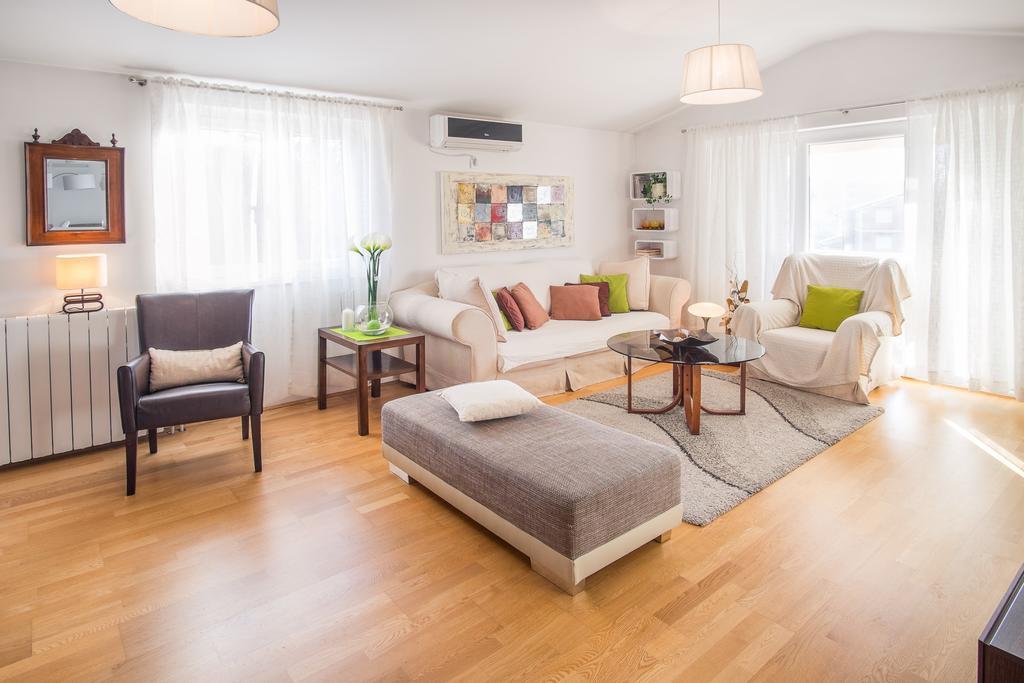 Apartment Ivana 2435 Malinska Extérieur photo